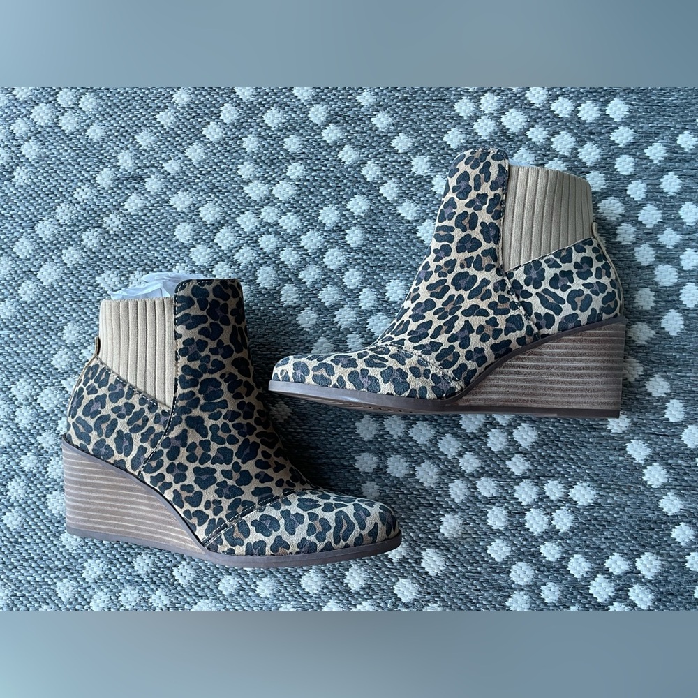 TOMS Sadie Leopard Print Wedge Ankle Boots Womens Sz 7.5 zip up shoes animal - Picture 6 of 14